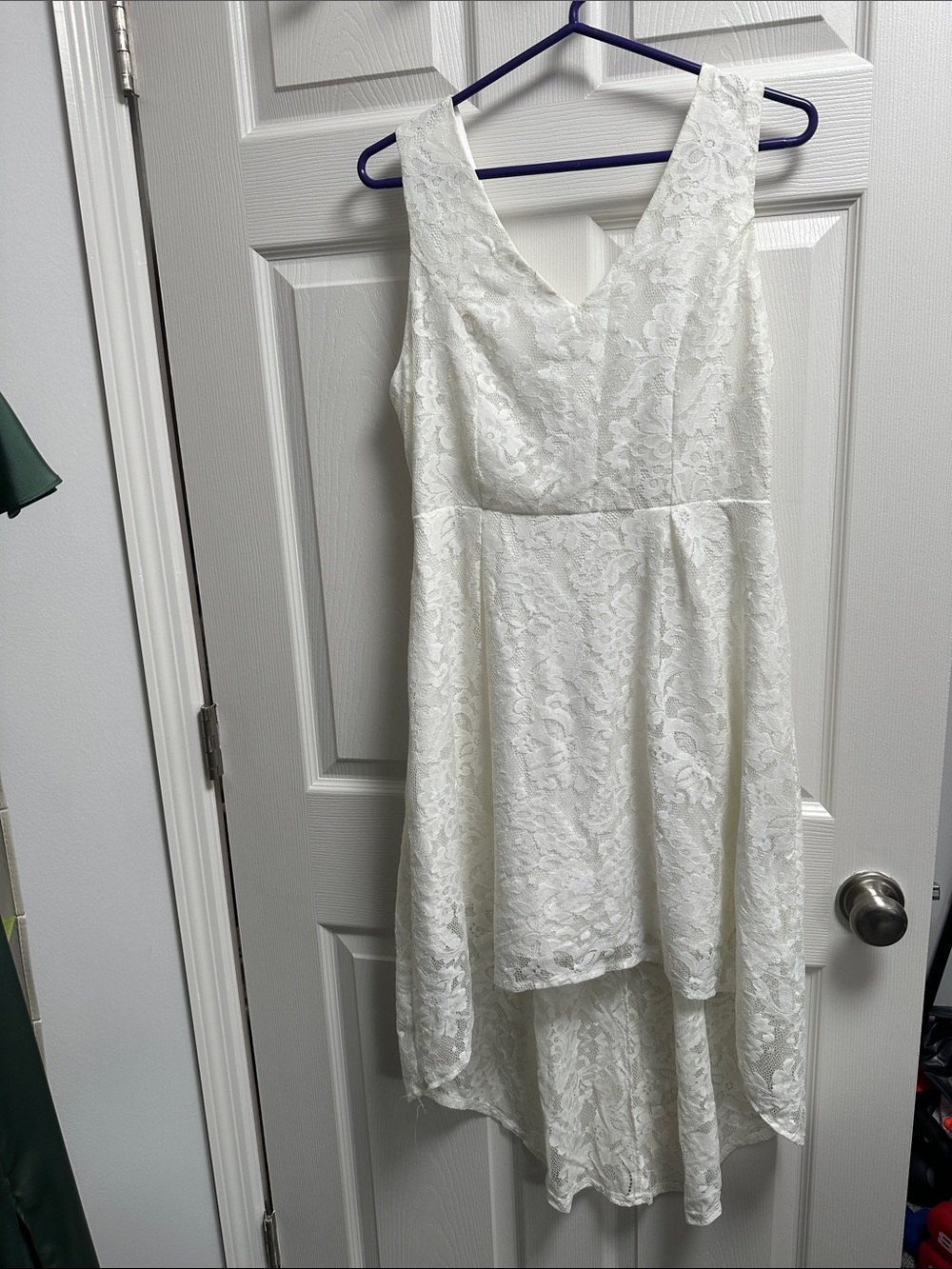 SHEIN White Lace V-Neck High-Low Dress